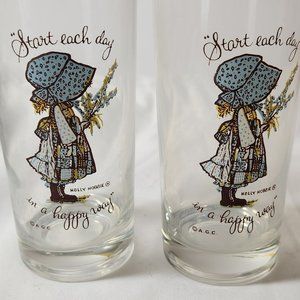 1972 Holly Hobbie Happy Talk Glasses Start Each Day in a Happy Way set of 2 lot